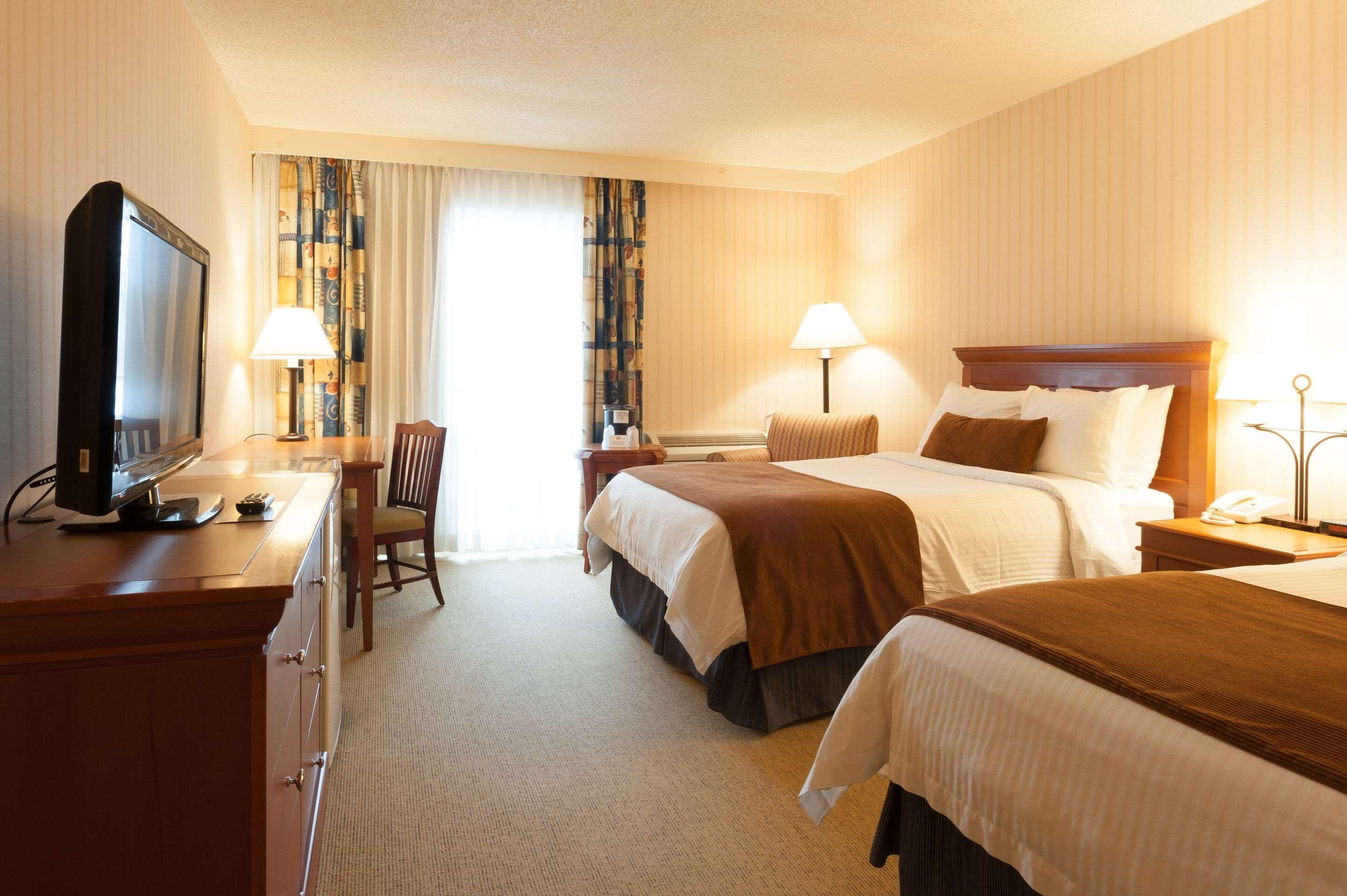 Pinestone Resort, Conference Centre, Spa & Golf Course Haliburton Ngoại thất bức ảnh