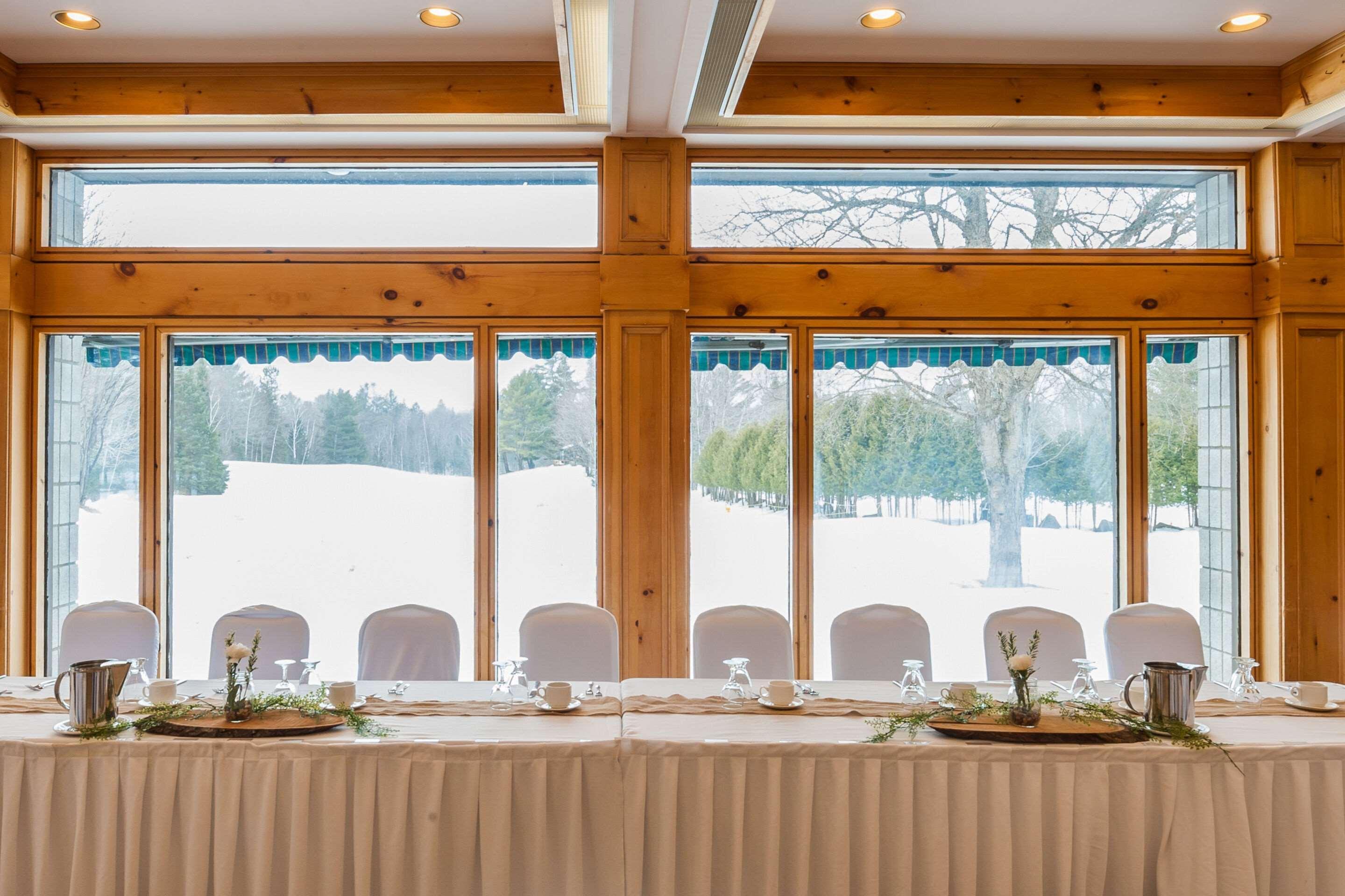 Pinestone Resort, Conference Centre, Spa & Golf Course Haliburton Ngoại thất bức ảnh