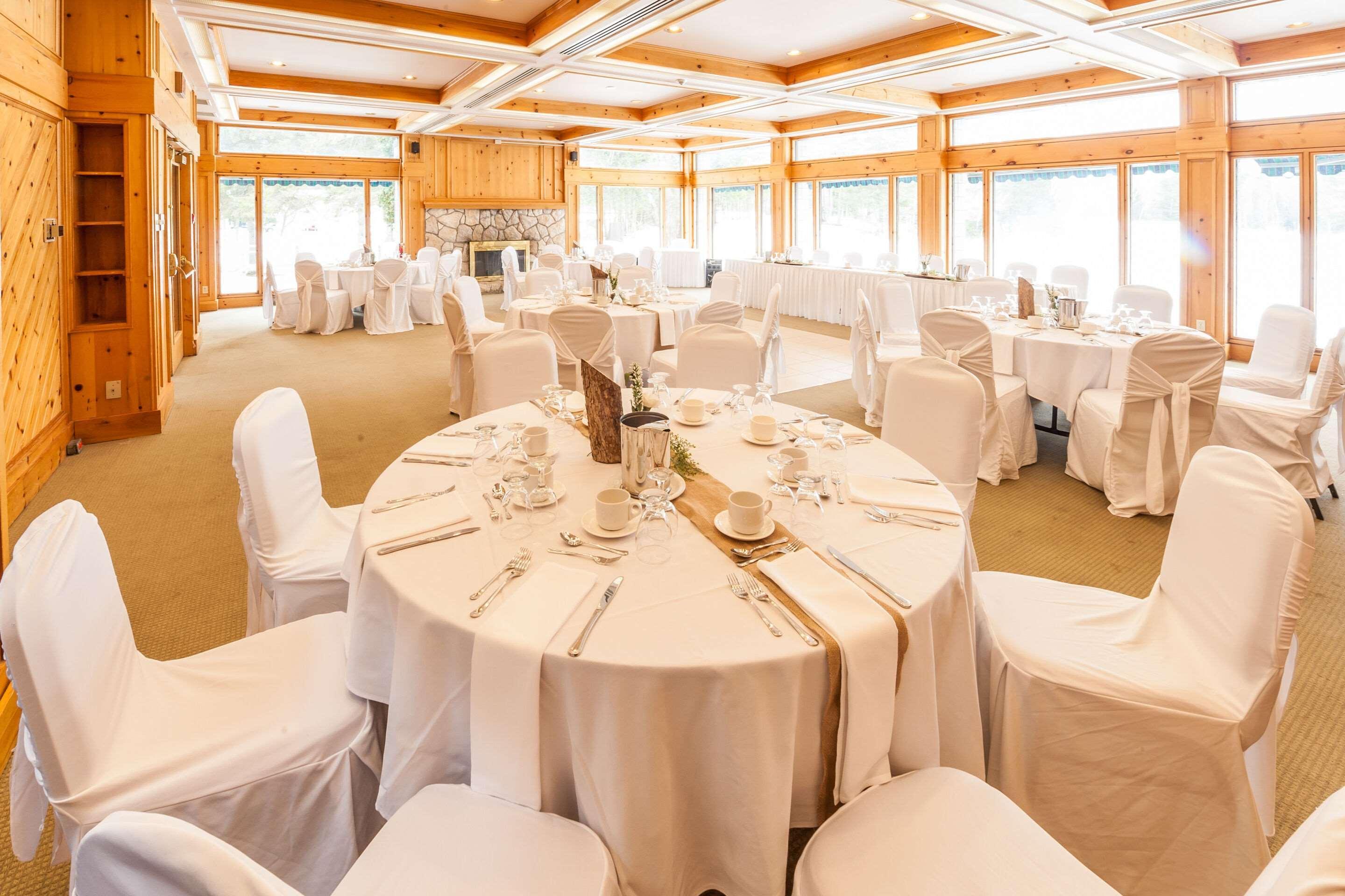 Pinestone Resort, Conference Centre, Spa & Golf Course Haliburton Ngoại thất bức ảnh