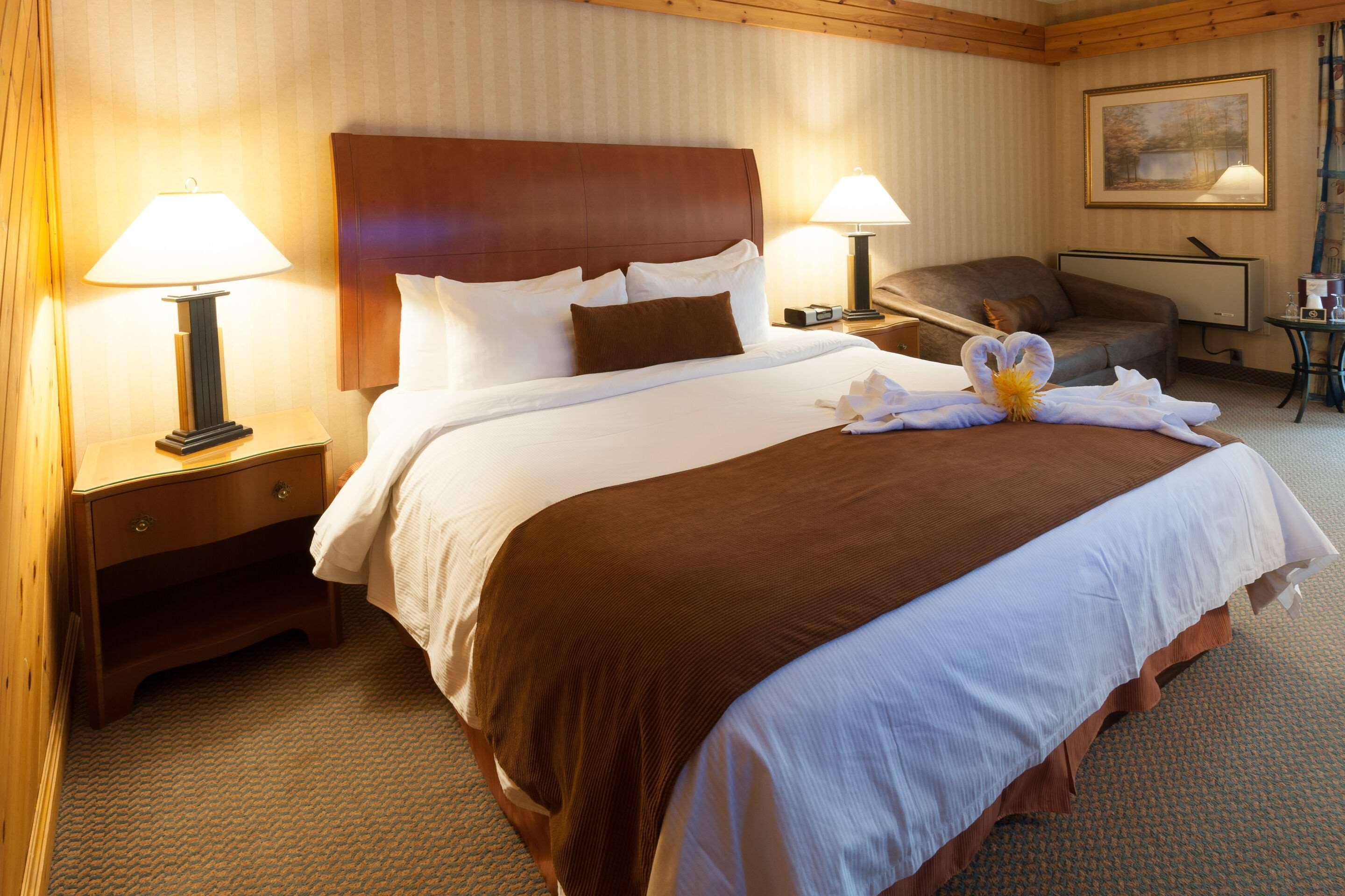 Pinestone Resort, Conference Centre, Spa & Golf Course Haliburton Ngoại thất bức ảnh