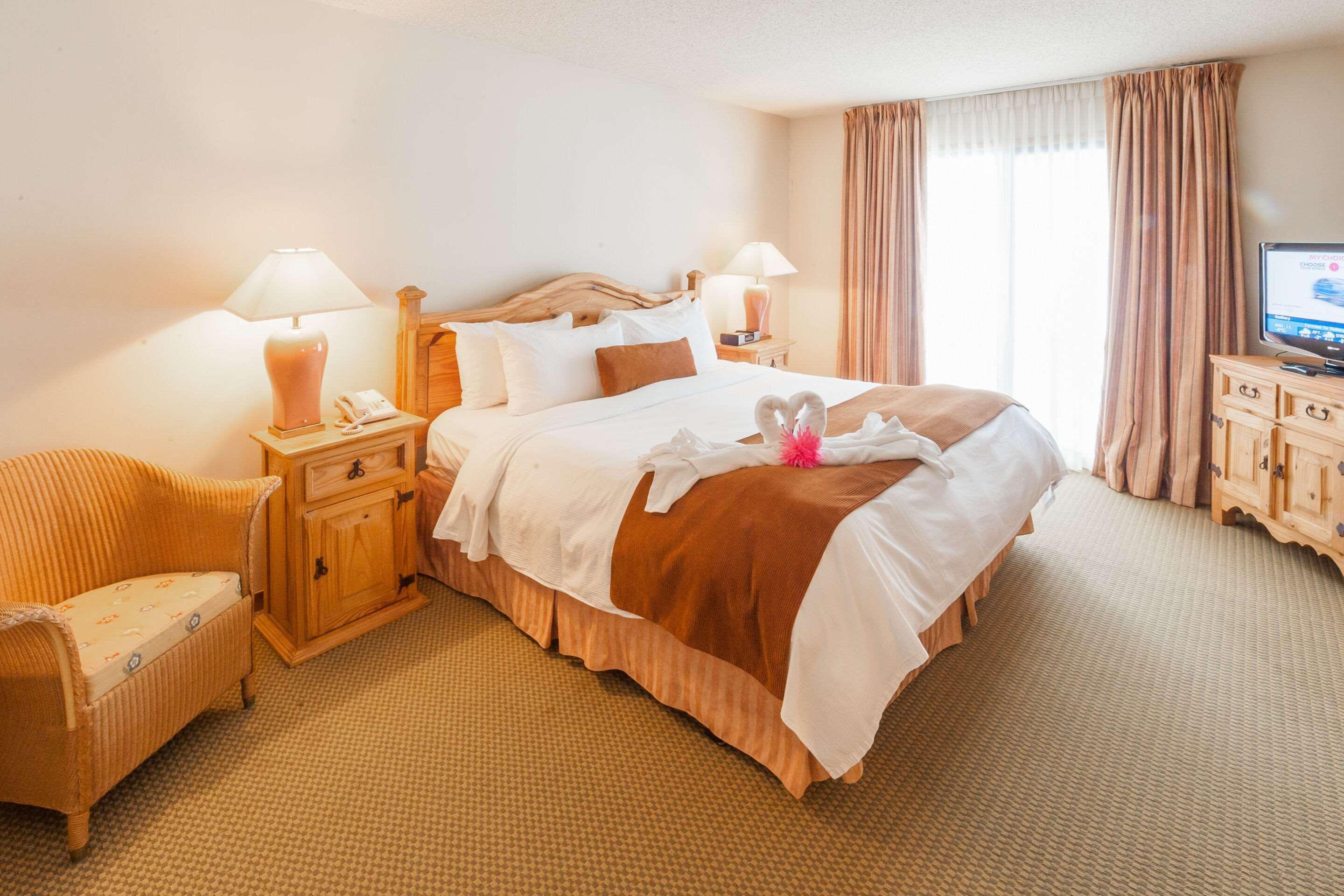Pinestone Resort, Conference Centre, Spa & Golf Course Haliburton Ngoại thất bức ảnh